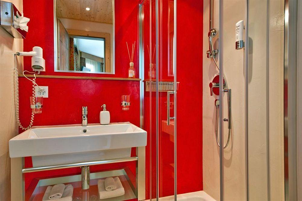 Hotel Station 3*