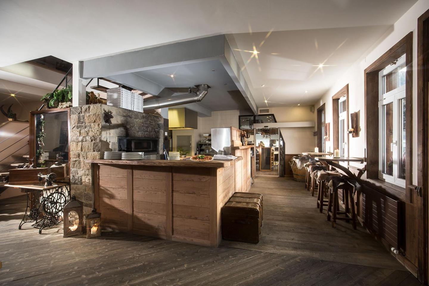 Station Hotel 3*